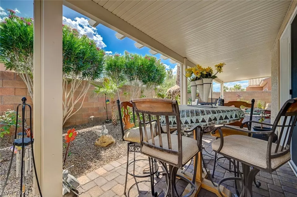 Exterior - 1011 Via Calderia Pl, Henderson, NV 89011 photo 14 of 29