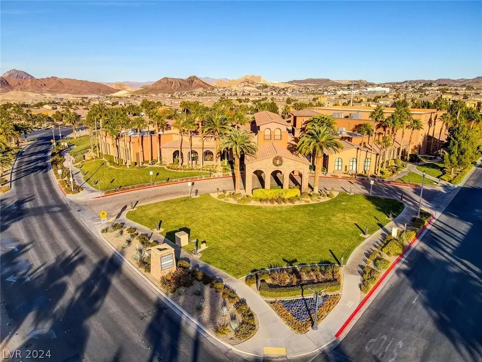 View/Area - 1011 Via Calderia Pl, Henderson, NV 89011 photo 10 of 12