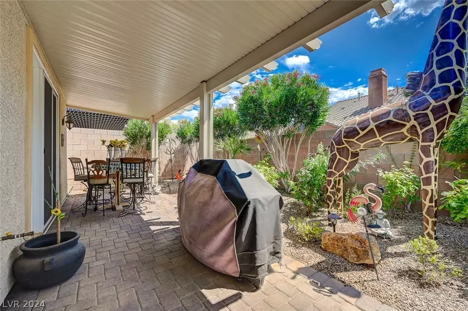 Exterior - 1011 Via Calderia Pl, Henderson, NV 89011 photo 11 of 29