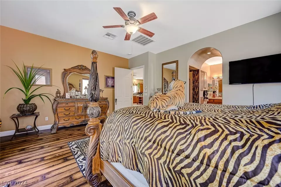 Bedroom - 1011 Via Calderia Pl, Henderson, NV 89011 photo 3 of 4