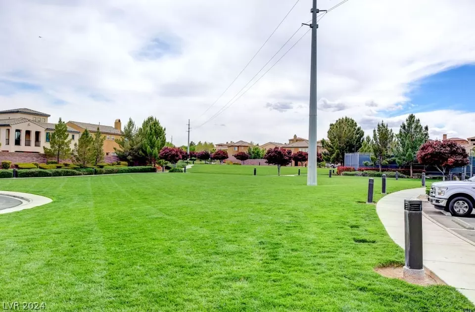 Exterior - 1011 Via Calderia Pl, Henderson, NV 89011 photo 18 of 29