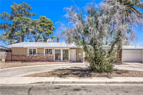 3704 Apache Ln, Las Vegas, NV 89107