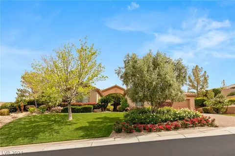 32 Chalet Hills Ter, Henderson, NV 89052
