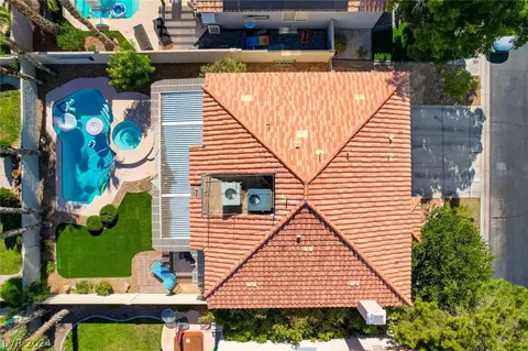 8213 Fawn Heather Ct, Las Vegas, NV 89149