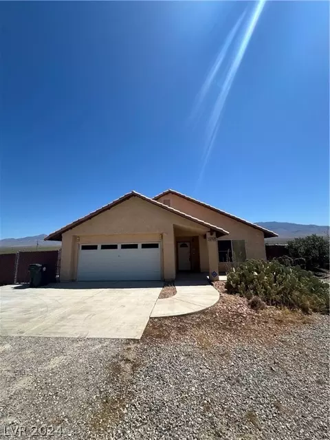 5471 N Nopah Vista Ave, Pahrump, NV 89060