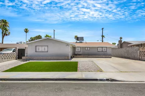 5917 Apple Valley Ln, Las Vegas, NV 89108