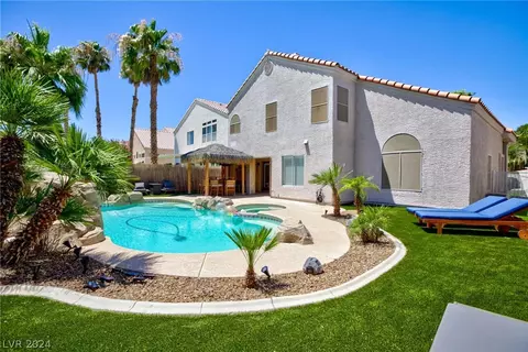 2109 Fountain Springs Dr, Henderson, NV 89074