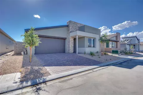 10135 Evergreen Pine St, Las Vegas, NV 89166
