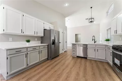 3930 Pointe Decatur St, North Las Vegas, NV 89032