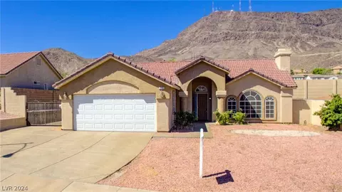 305 Oak Canyon Dr, Henderson, NV 89015