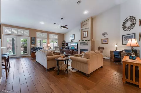 7540 Evening Falls Dr, Las Vegas, NV 89131