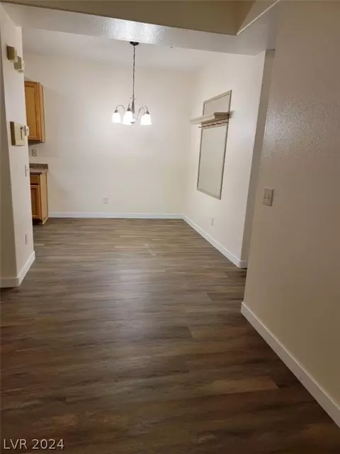 7450 S Eastern Ave #2060, Las Vegas, NV 89123