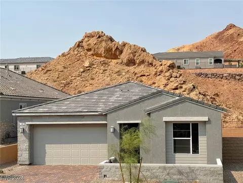 48 Honeymoon Dr, Henderson, NV 89011