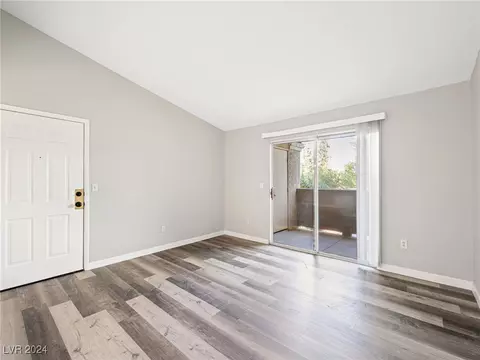 2300 E Silverado Ranch Blvd #2043, Las Vegas, NV 89183