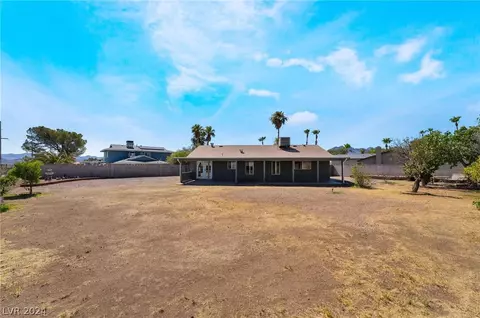 521 Oakwood Ct, Henderson, NV 89002