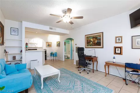 5130 S Jones Blvd #106, Las Vegas, NV 89118