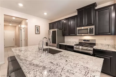6329 Supernova Hill St, North Las Vegas, NV 89031