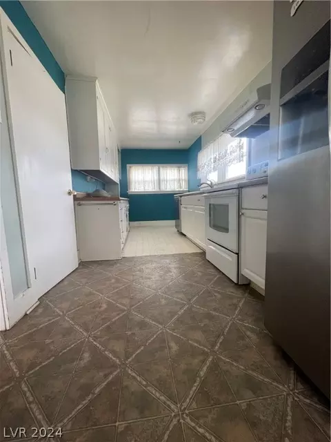 Entry Way - 296 Nevada Ave, Ely, NV 89301 photo 1 of 1