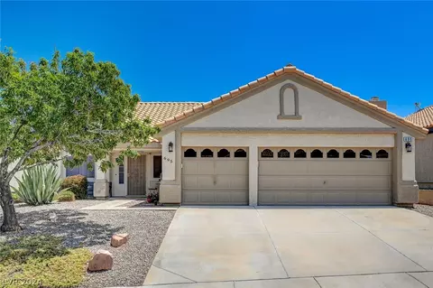 695 Mineral Hill Ln, Henderson, NV 89002