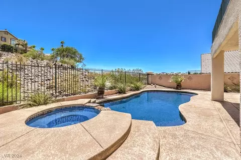 3075 Evening Mist Ave, Henderson, NV 89052