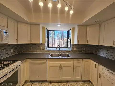 3362 Milenko Dr #N/A, Las Vegas, NV 89121