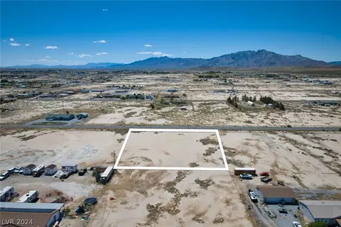 4670 W Donner St, Pahrump, NV 89048