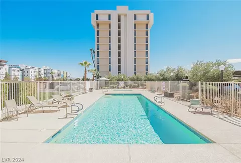 3930 University Center Dr #303, Las Vegas, NV 89119