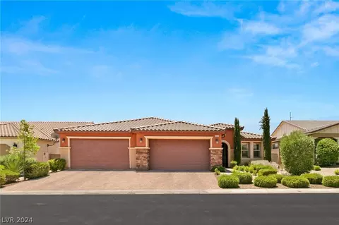 8565 Garnet Lake Ave, Las Vegas, NV 89113