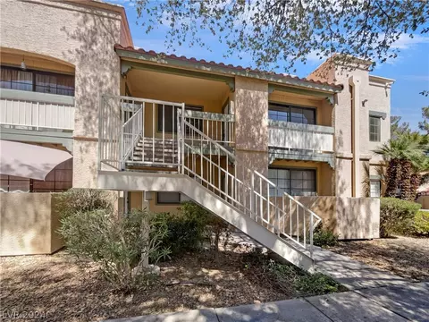 5126 S Jones Blvd #204, Las Vegas, NV 89118