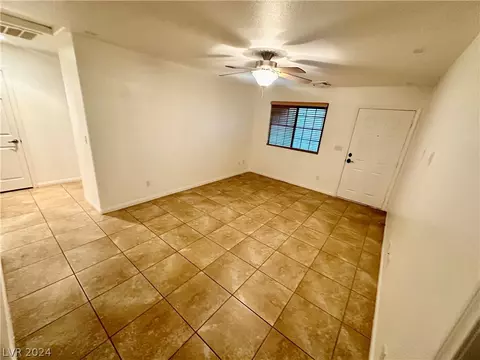 Living - 2813 Chetco River St #-, Laughlin, NV 89029 photo 3 of 3