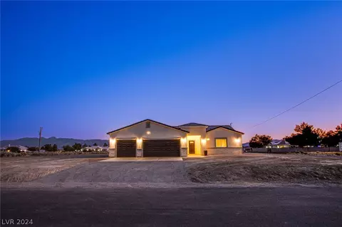 801 Laguna St, Pahrump, NV 89048