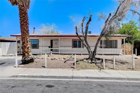 2908 Kings Way, Las Vegas, NV 89102
