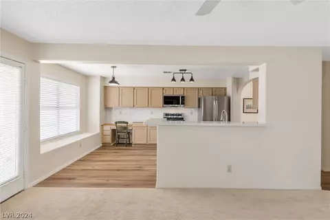 1821 Ruby Ln, Henderson, NV 89014 photo 3
