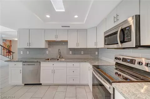 3749 Monument St, Las Vegas, NV 89121