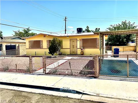 6233 Brittany Way, Las Vegas, NV 89107