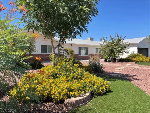 4923 E Cleveland Ave, Las Vegas, NV 89104