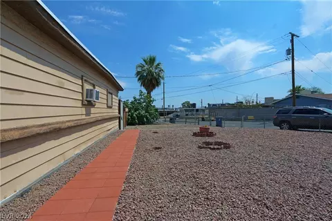 134 W Basic Rd, Henderson, NV 89015 photo 15