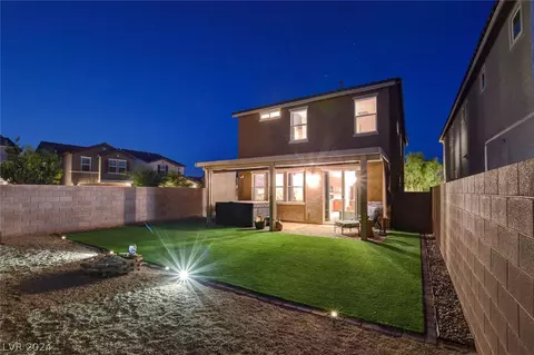 9260 Quartz Hills Ave, Las Vegas, NV 89178