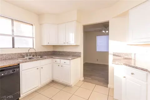 3151 Soaring Gulls Dr #2031, Las Vegas, NV 89128