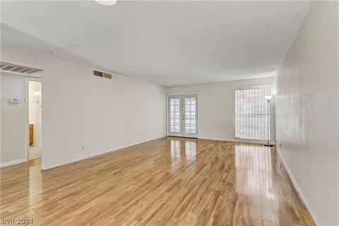 4041 Great Plains Way #0, Las Vegas, NV 89121