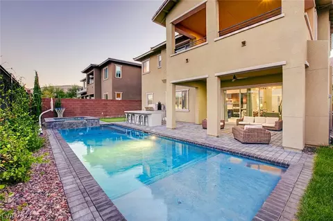 6400 Farness St, Las Vegas, NV 89135