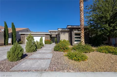 3890 Feldspar Ave, Las Vegas, NV 89120
