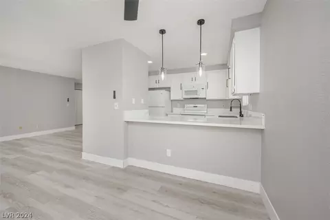 2240 Highpointe Dr #104, Laughlin, NV 89029 photo 12
