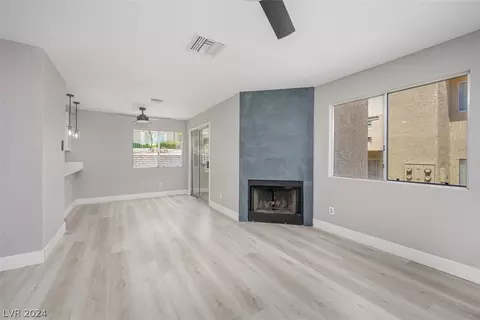 2240 Highpointe Dr #104, Laughlin, NV 89029