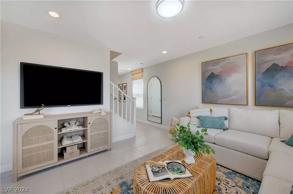  775 Esvons Passage St, Henderson, NV 89011 photo 7