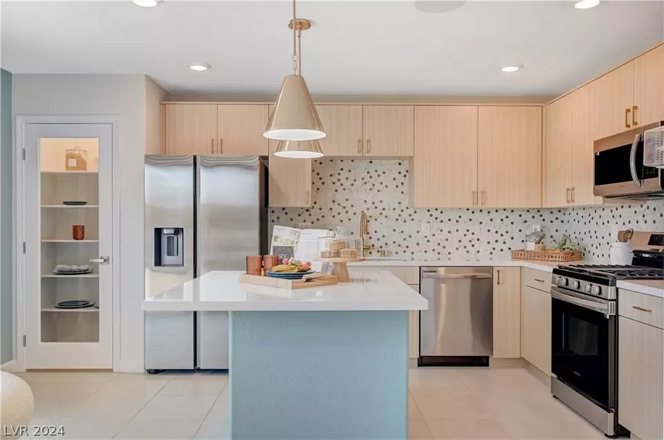  775 Esvons Passage St, Henderson, NV 89011 photo 11