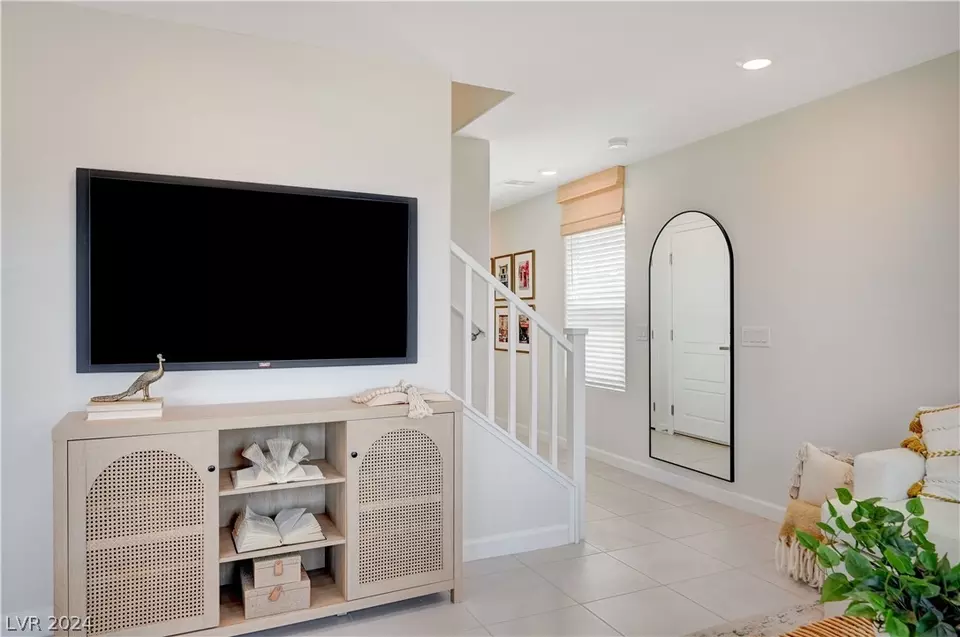 775 Esvons Passage St, Henderson, NV 89011 photo 8