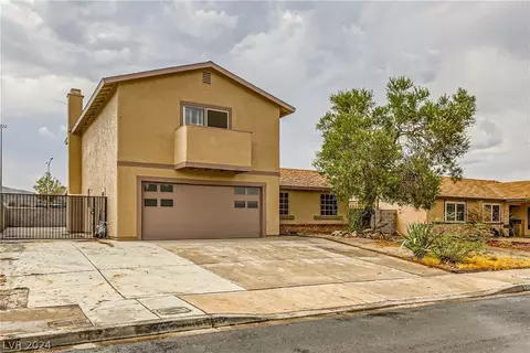 828 Vermillion Dr, Henderson, NV 89002