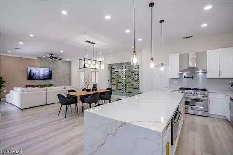 2755 Darby Falls Dr, Las Vegas, NV 89134