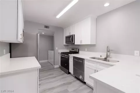 8437 Majestic View Ave #., Las Vegas, NV 89129